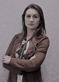Valderiane Schimicoviaki (Advogada Especialista em Causas Familiares e Acidente do Trabalho)